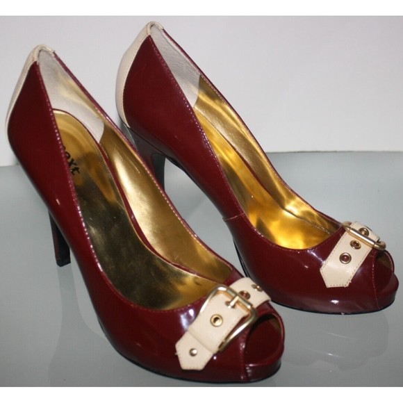 Next Women's Patent Leather Peep Toe Stiletto Heels Size 8 1/2M Maroon/Cream - Picture 1 of 9